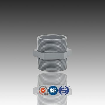 PVC karlkyns millistykki (T*T) me&eth; tveimur snittum endum, PN10